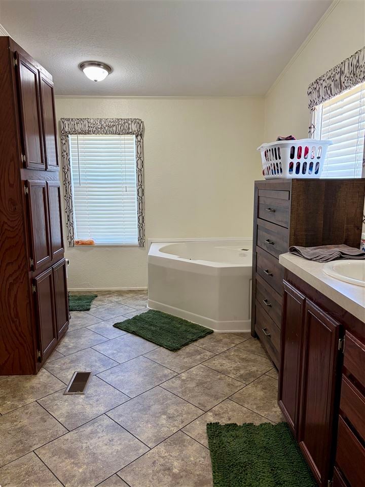 14218 South Prairie Road Perkins, OK 74059 - Photo 12 of 23 Gallery Image 12