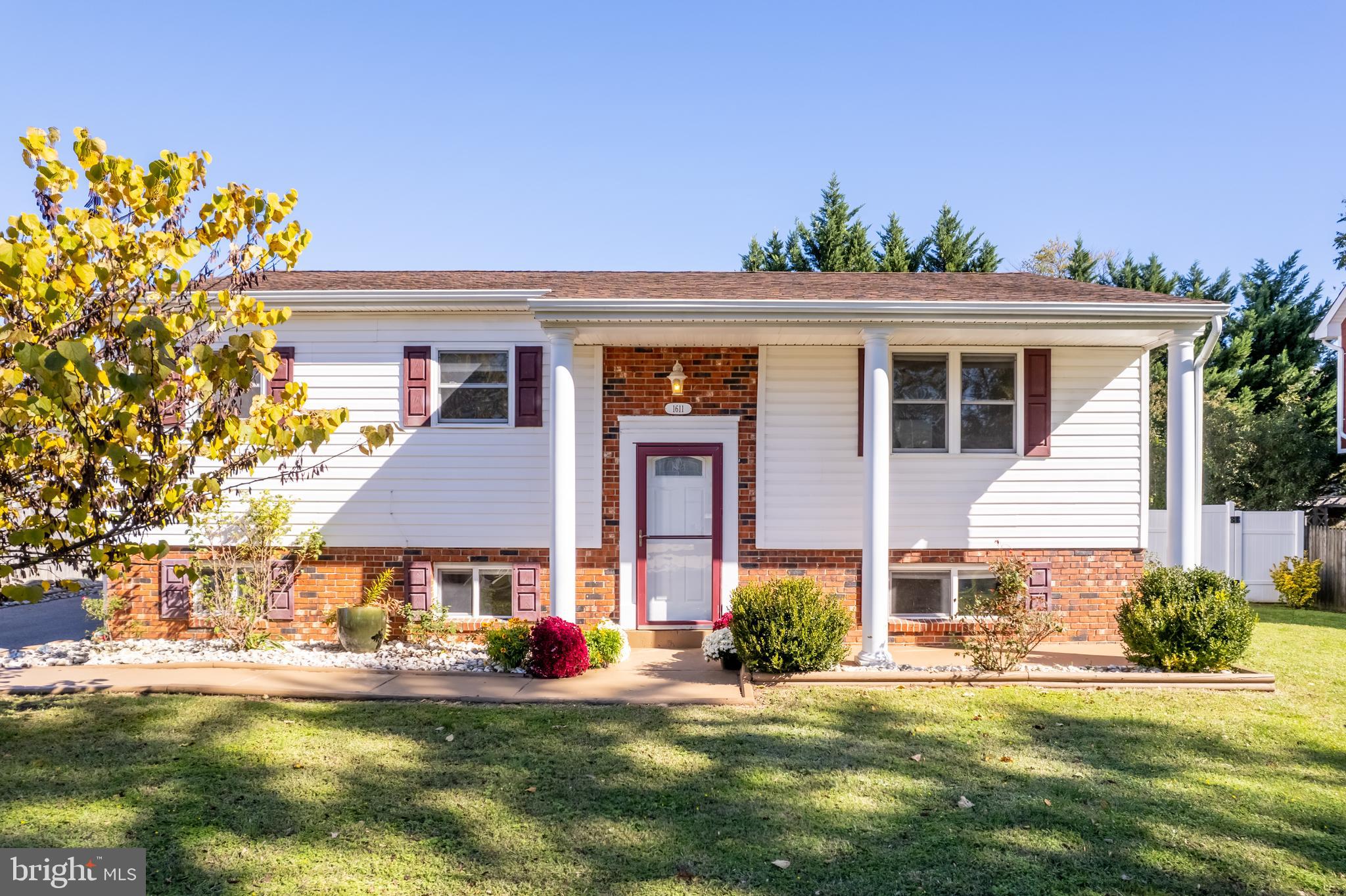 1611 Arundel Road Edgewater, MD 21037 - Photo 1 of 49