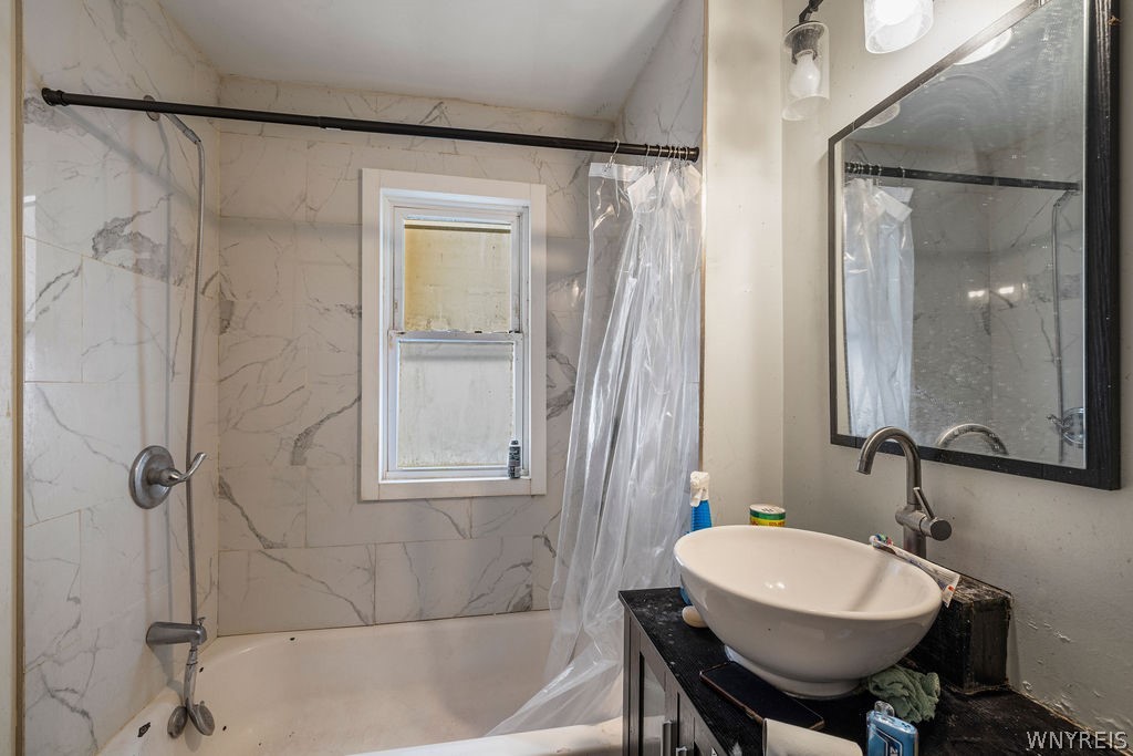 148 Potomac Avenue Buffalo, NY 14213 - Photo 26 of 47