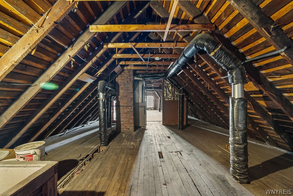 148 Potomac Avenue Buffalo, NY 14213 - Photo 32 of 47