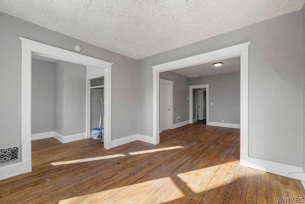 148 Potomac Avenue Buffalo, NY 14213 - Photo 8 of 47