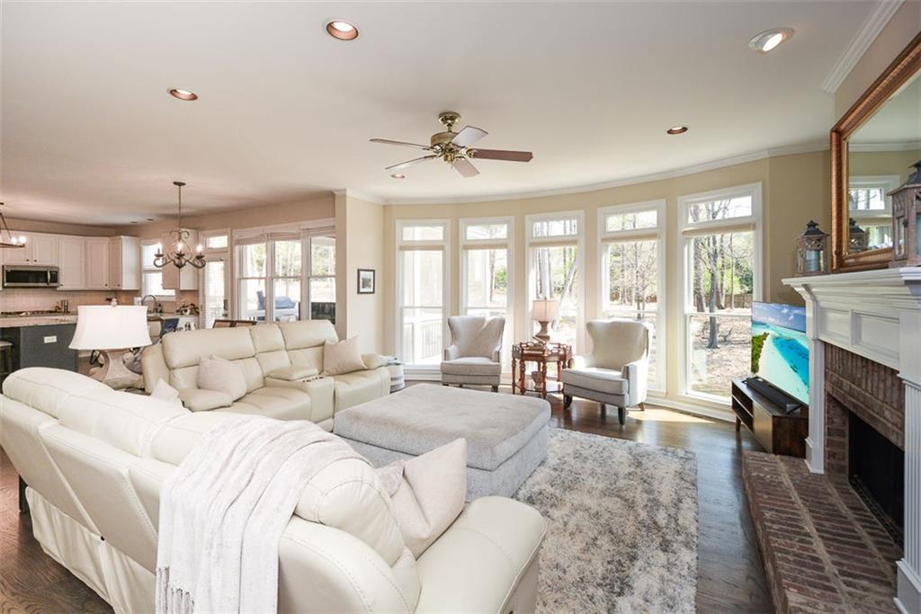 1055 Coleridge Way Suwanee, GA 30024 - Photo 29 of 101