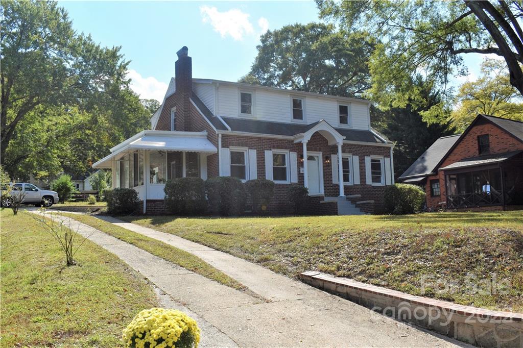 1301 Jackson Road Gastonia, NC 28052 - Photo 5 of 44 a front view of a house with a yard