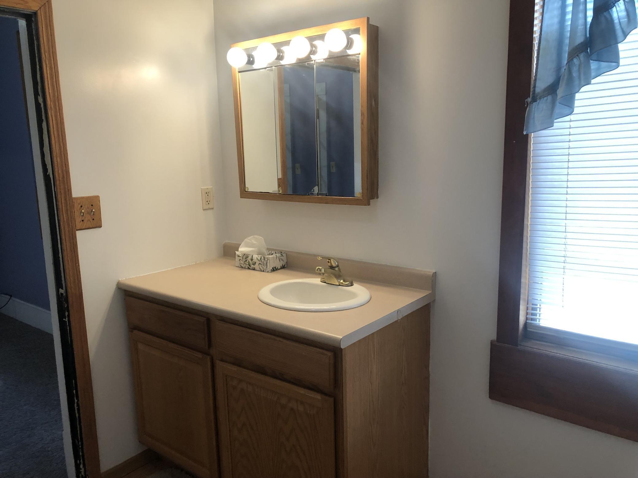 201 2nd Street South Virginia, MN 55792 - Photo 7 of 18