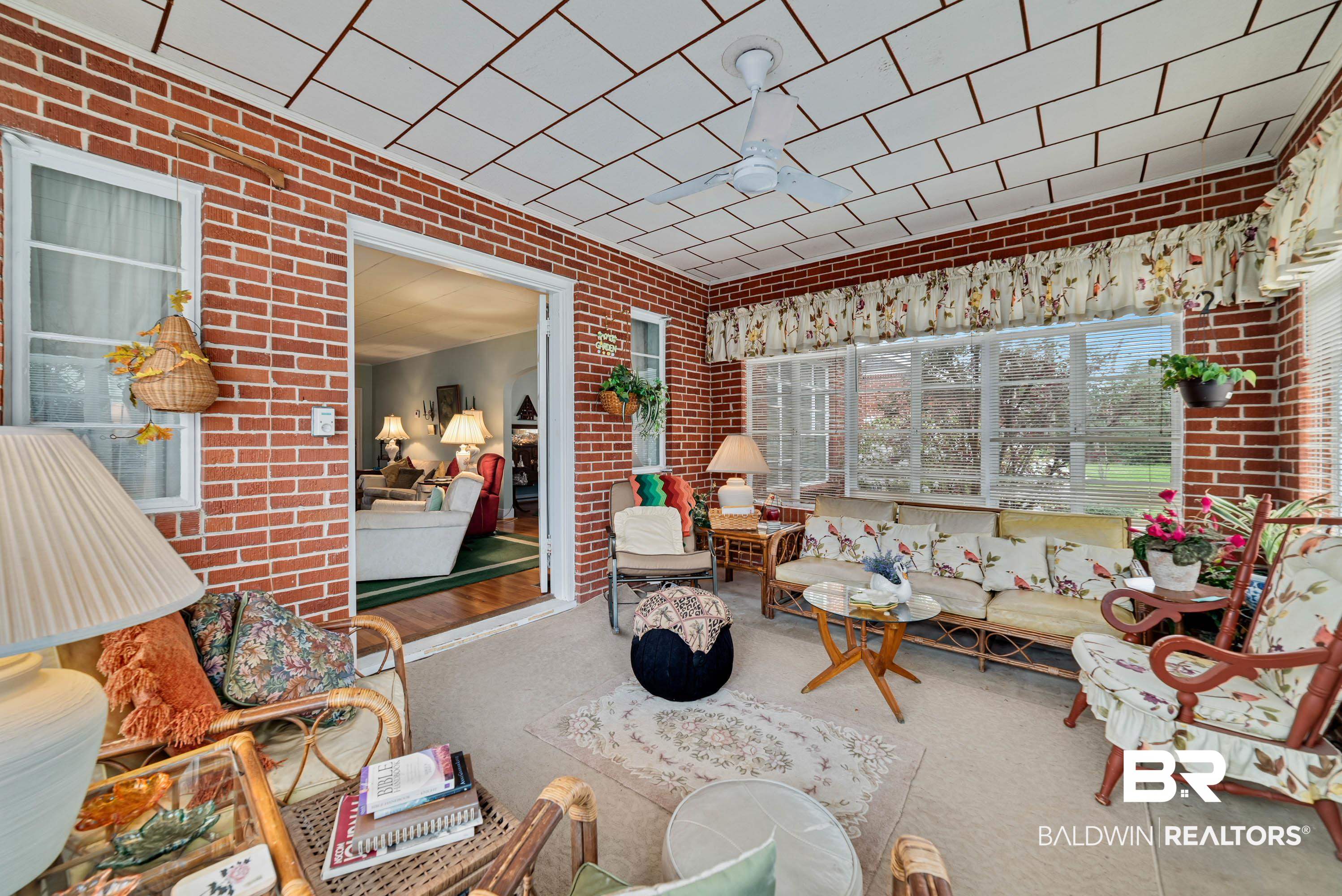 516 West Laurel Avenue Foley, AL 36535 - Photo 22 of 44