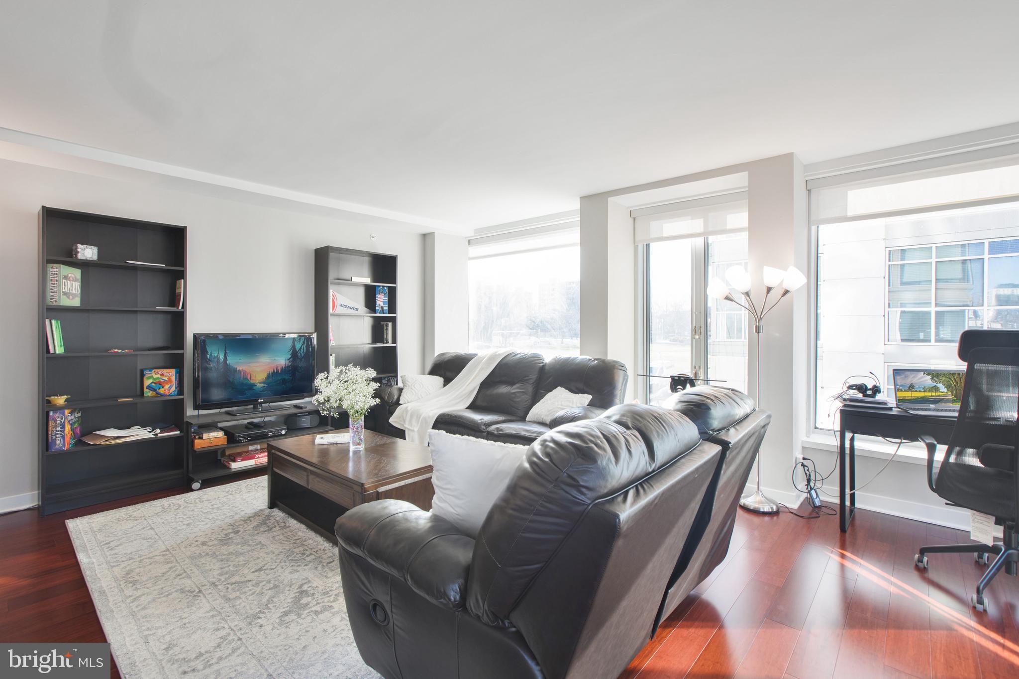 1101 3rd Street Southwest, Unit 104 Washington, DC 20024 - Photo 7 of 66 Living Room