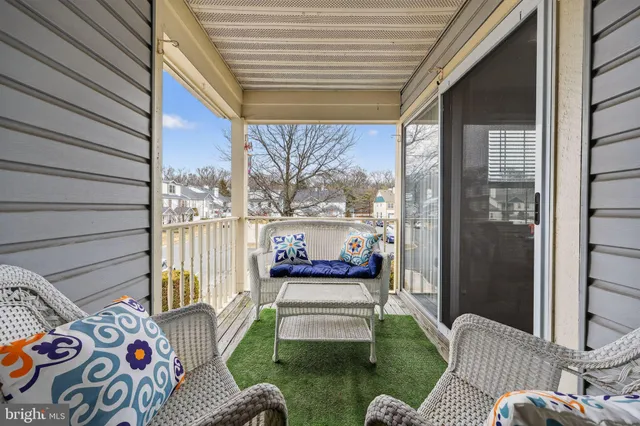 $235,000 | 108 Steeplechase Court, Woodbury, NJ 08096