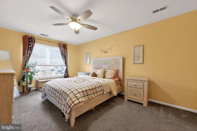 $235,000 | 108 Steeplechase Court, Woodbury, NJ 08096