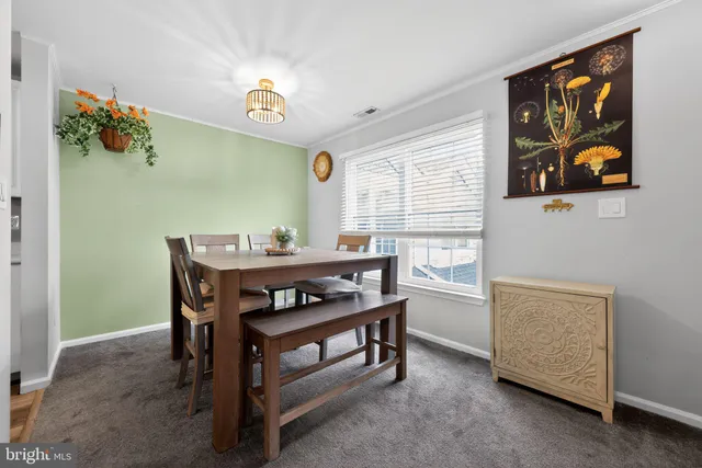 $235,000 | 108 Steeplechase Court, Woodbury, NJ 08096