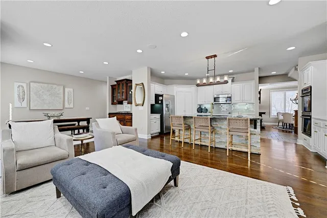 $709,900 | 10911 West 163rd Terrace, Overland Park, KS 66221