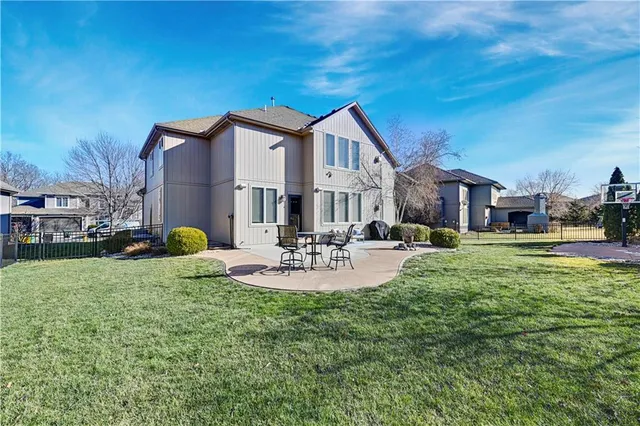 $709,900 | 10911 West 163rd Terrace, Overland Park, KS 66221