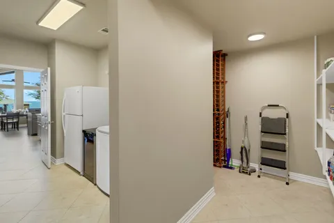 $1,100,000 | 290 Harbor Run Drive, Coldspring, TX 77331