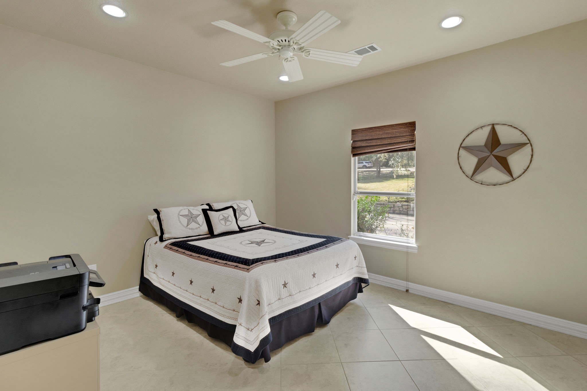 290 Harbor Run Drive Coldspring, TX 77331 - Photo 29 of 42 Guest bedroom