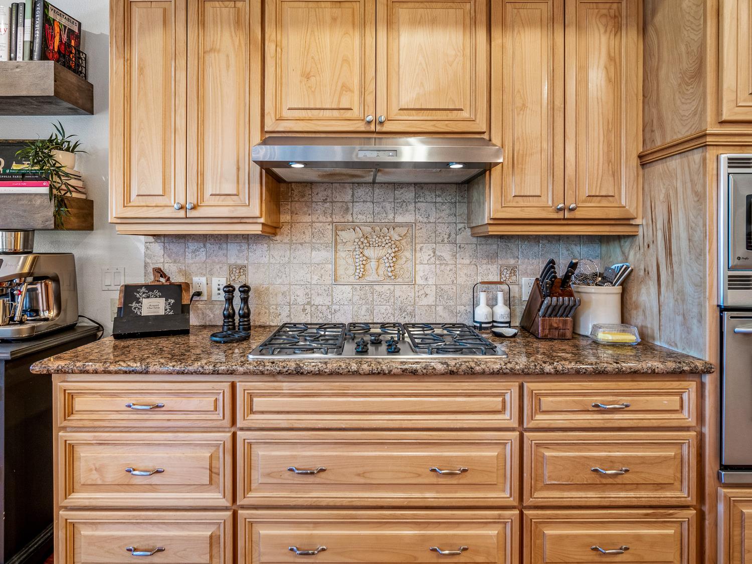 5080 Gold Hill Road Placerville, CA 95667 - Photo 15 of 63