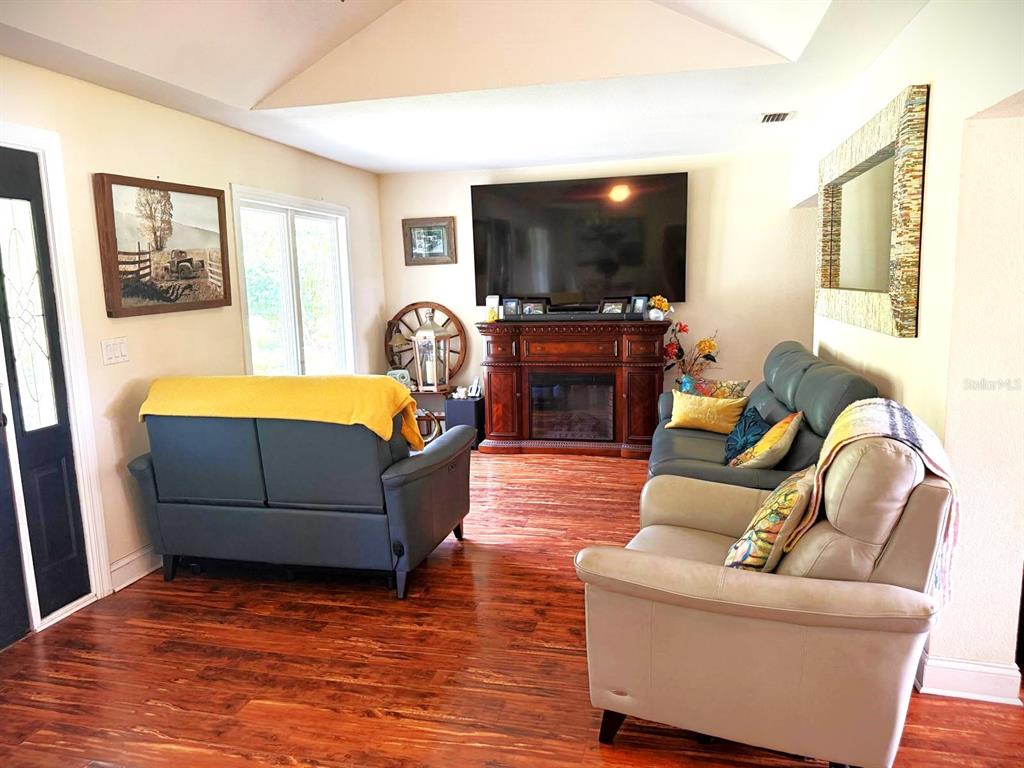 3785 Picciola Road Leesburg, FL 34748 - Photo 6 of 42 Gallery Image 6