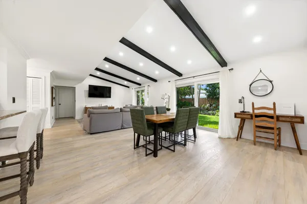 $5,250 | 556 Southwest 24th Avenue, Boynton Beach, FL 33435