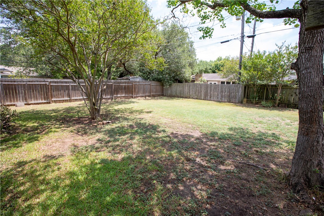 4913 Wing Road Austin, TX 78749 - Photo 19 of 26