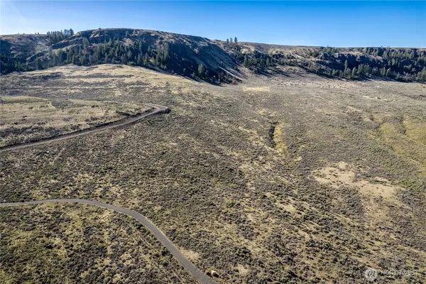 $617,500 | 44621 Highway 174 North, Grand Coulee, WA 99133