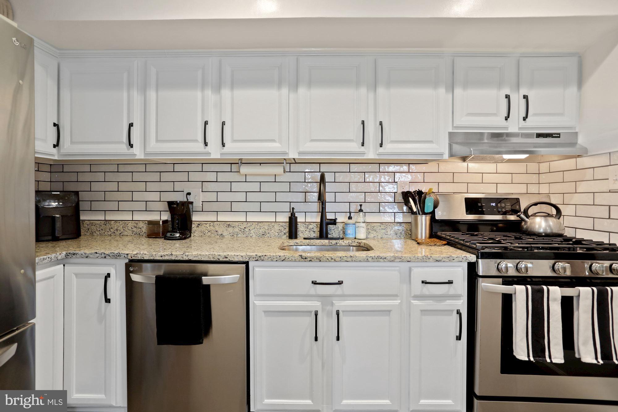 116 Haycock Road, Unit A2 Falls Church, VA 22046 - Photo 13 of 22 Kitchen