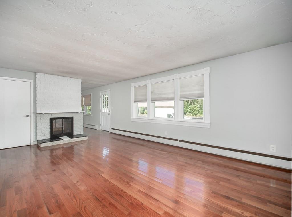 57 Blue Bell Road Worcester, MA 01606 - Photo 18 of 30 Gallery Image 18