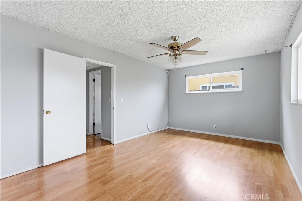 254 Bucknell Road Costa Mesa, CA 92626 - Photo 11 of 32