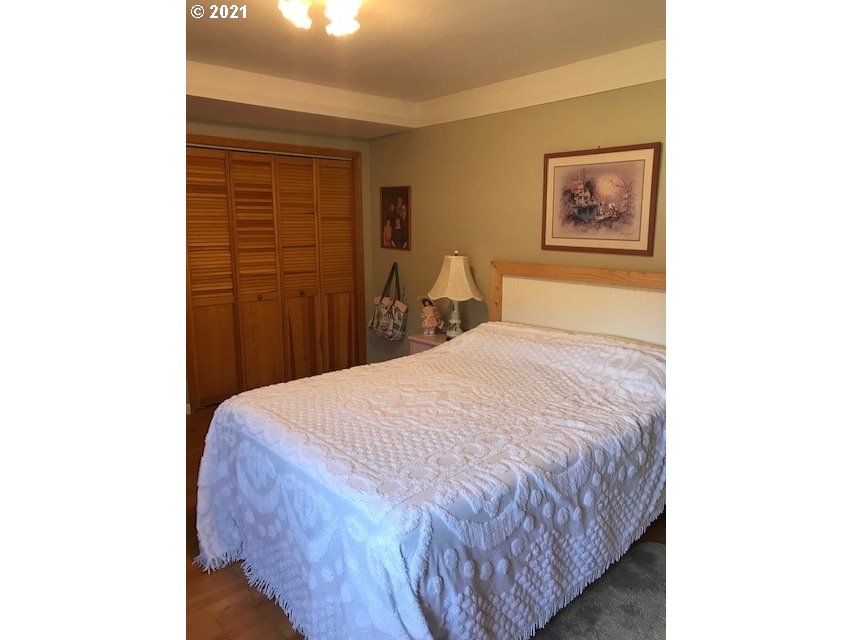 516 Southeast 16th Street Pendleton, OR 97801 - Photo 11 of 30 Gallery Image 11