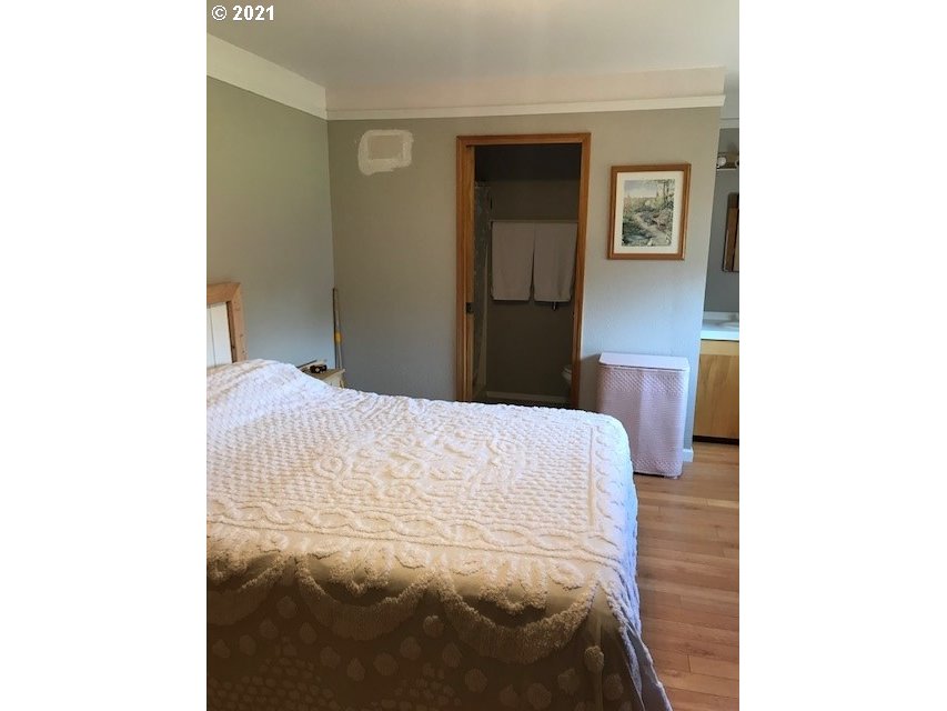 516 Southeast 16th Street Pendleton, OR 97801 - Photo 12 of 30 Gallery Image 12