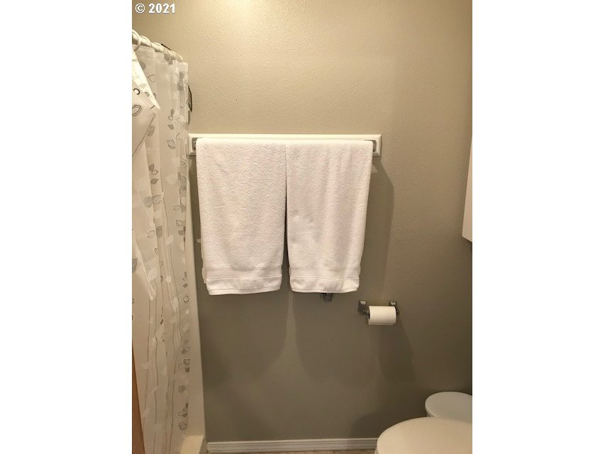 516 Southeast 16th Street Pendleton, OR 97801 - Photo 13 of 30 Gallery Image 13
