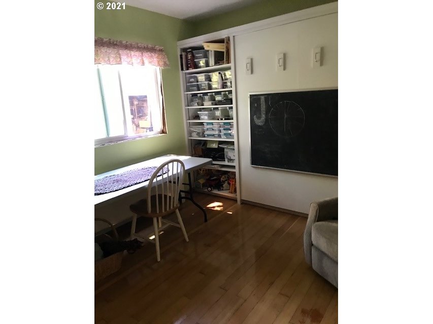 516 Southeast 16th Street Pendleton, OR 97801 - Photo 20 of 30 Gallery Image 20