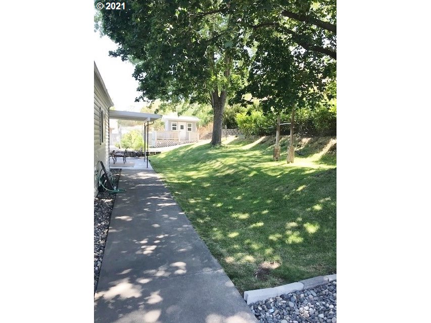 516 Southeast 16th Street Pendleton, OR 97801 - Photo 24 of 30 Gallery Image 24