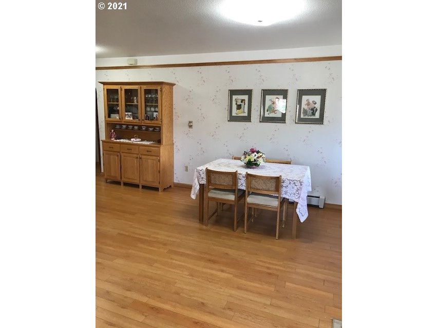 516 Southeast 16th Street Pendleton, OR 97801 - Photo 5 of 30 Gallery Image 5