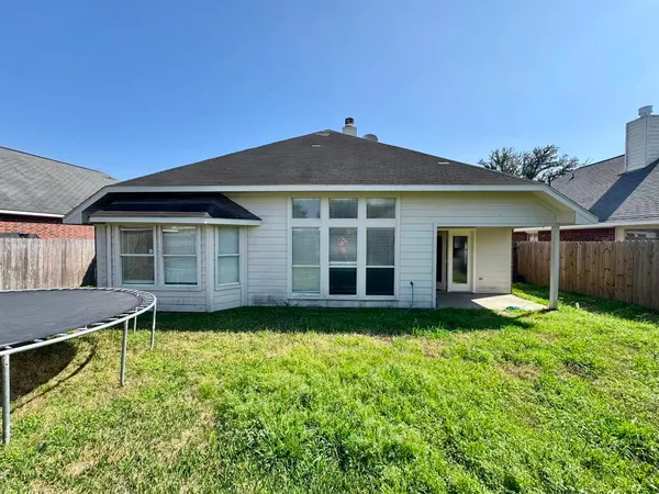 $2,000 | 21114 Sun Haven Drive, Katy, TX 77449