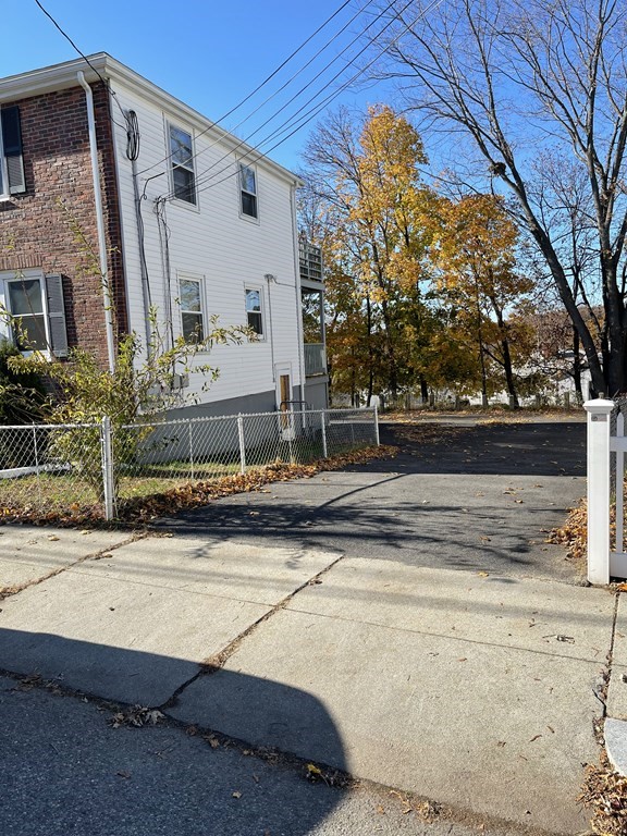 27 Grew Hill Road Boston, MA 02131 - Photo 24 of 25 Gallery Image 24