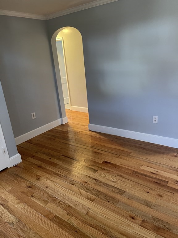 27 Grew Hill Road Boston, MA 02131 - Photo 5 of 25 Gallery Image 5