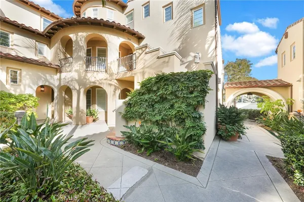 $5,995 | 7988 Aldea Circle, Huntington Beach, CA 92648