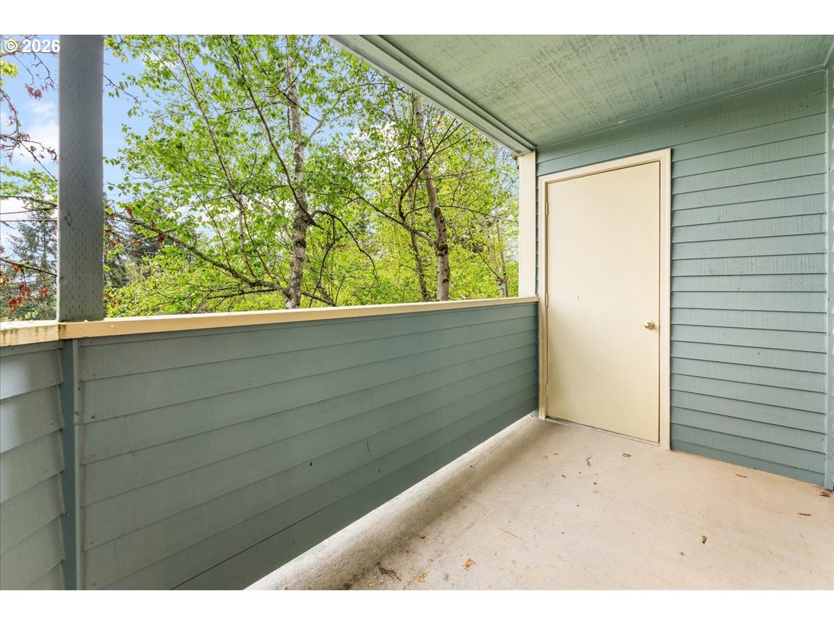 10160 Southeast Talbert Street Clackamas, OR 97015 - Photo 22 of 25 a view of balcony