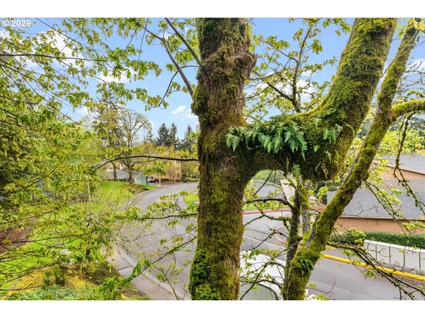 $215,000 | 10160 Southeast Talbert Street, Clackamas, OR 97015