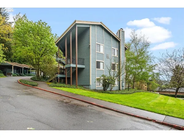 $215,000 | 10160 Southeast Talbert Street, Clackamas, OR 97015