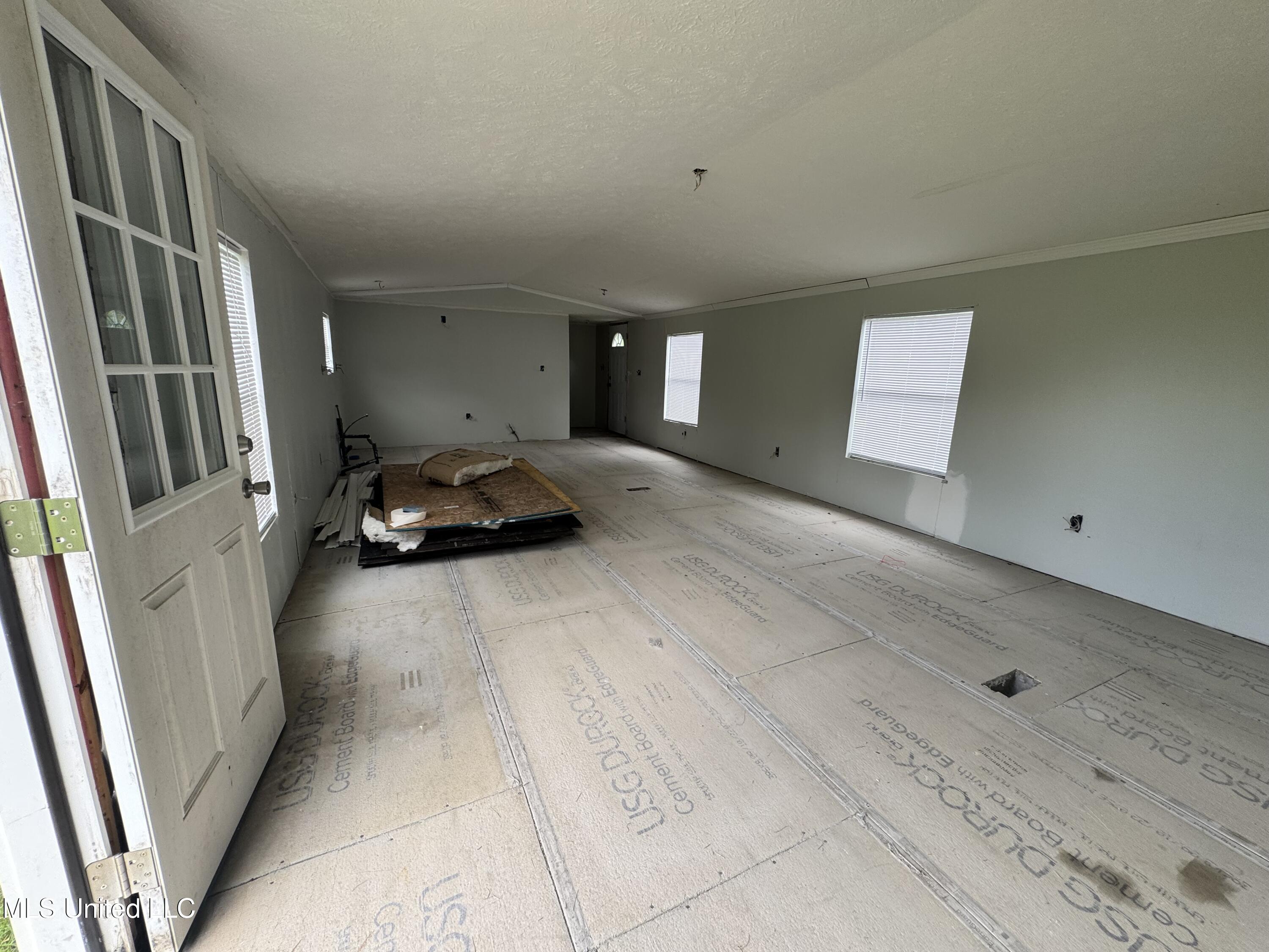 9158 Box Road Vancleave, MS 39565 - Photo 3 of 25 IMG_7038