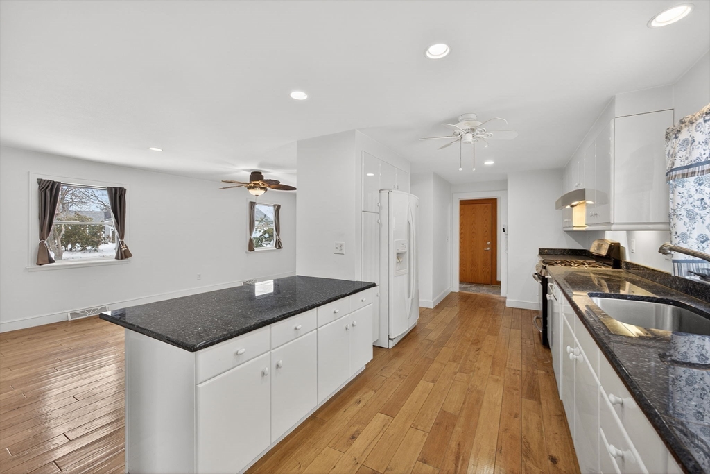 20 Salt Works Road Wareham, MA 02532 - Photo 11 of 42
