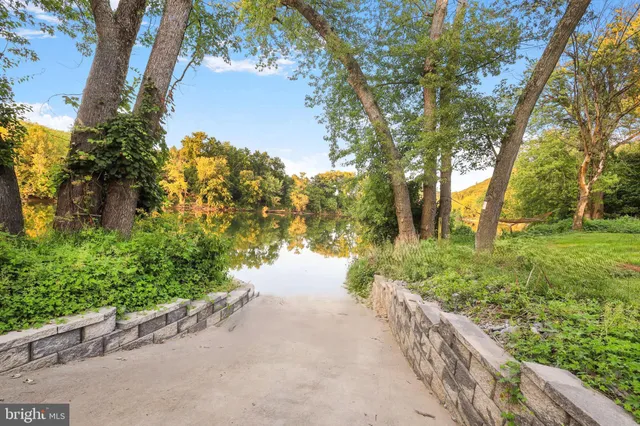 $350,000 | Lot 8-10 Howellsville Road, Boyce, VA 22620