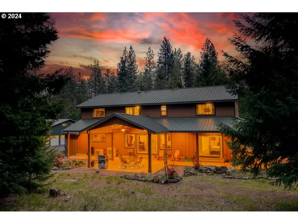 $1,399,000 | 36 Lonesome Pines Drive, Trout Lake, WA 98650