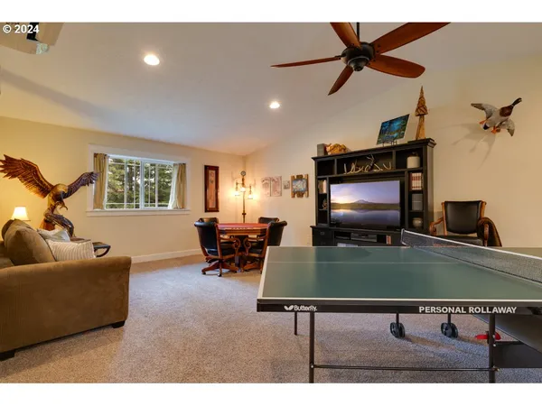 $1,399,000 | 36 Lonesome Pines Drive, Trout Lake, WA 98650