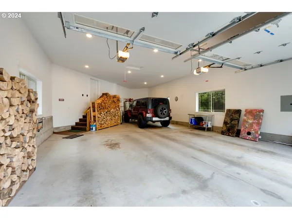 $1,399,000 | 36 Lonesome Pines Drive, Trout Lake, WA 98650