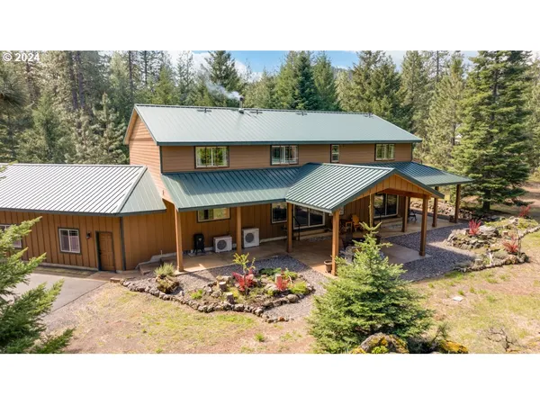 $1,399,000 | 36 Lonesome Pines Drive, Trout Lake, WA 98650