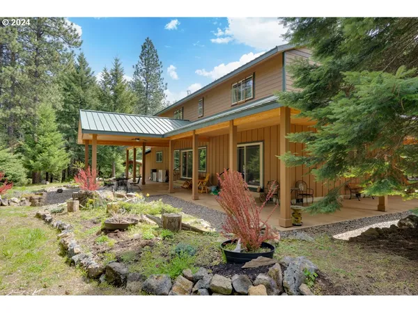 $1,399,000 | 36 Lonesome Pines Drive, Trout Lake, WA 98650