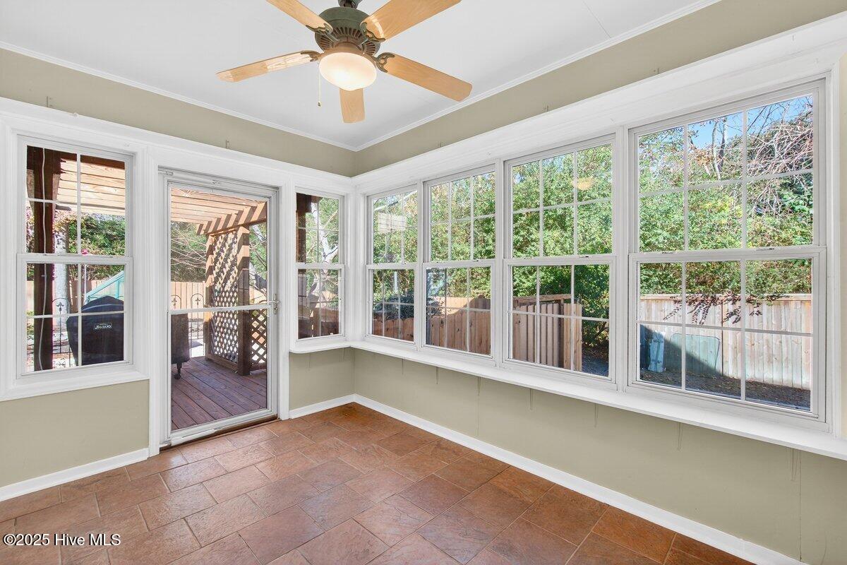 7609 Hawk Road Wilmington, NC 28411 - Photo 17 of 45 Sunroom