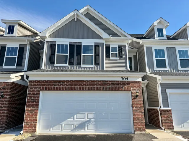 $2,995 | 704 Switchgrass Way, Bolingbrook, IL 60490