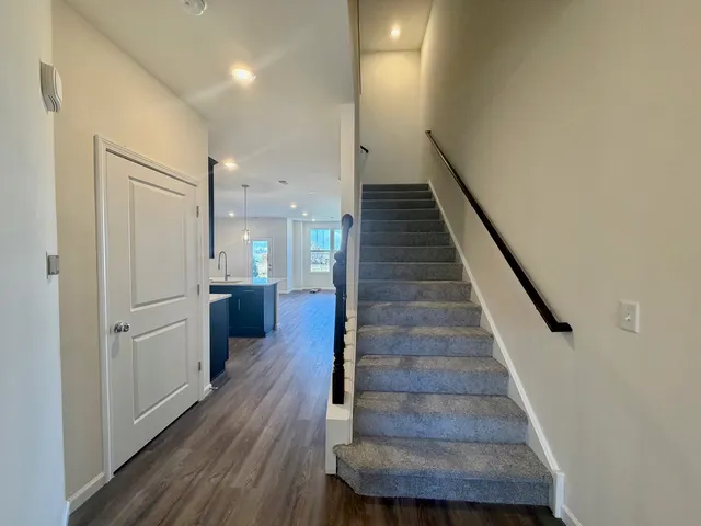 $2,995 | 704 Switchgrass Way, Bolingbrook, IL 60490