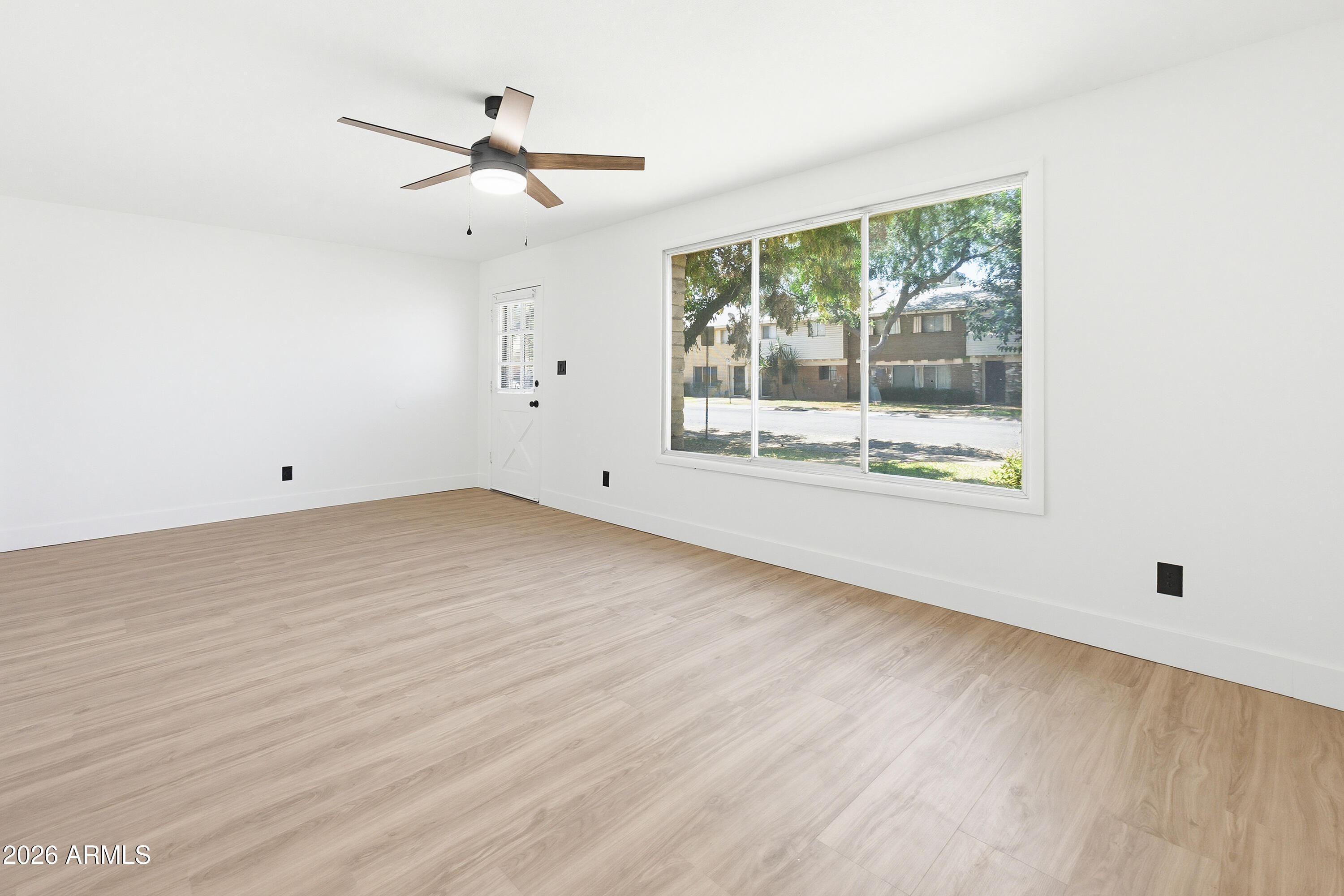 4356 West Ocotillo Road Glendale, AZ 85301 - Photo 12 of 33